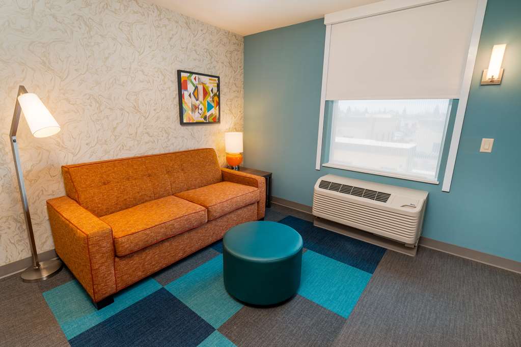 Фото Home2 Suites by Hilton Bakersfield