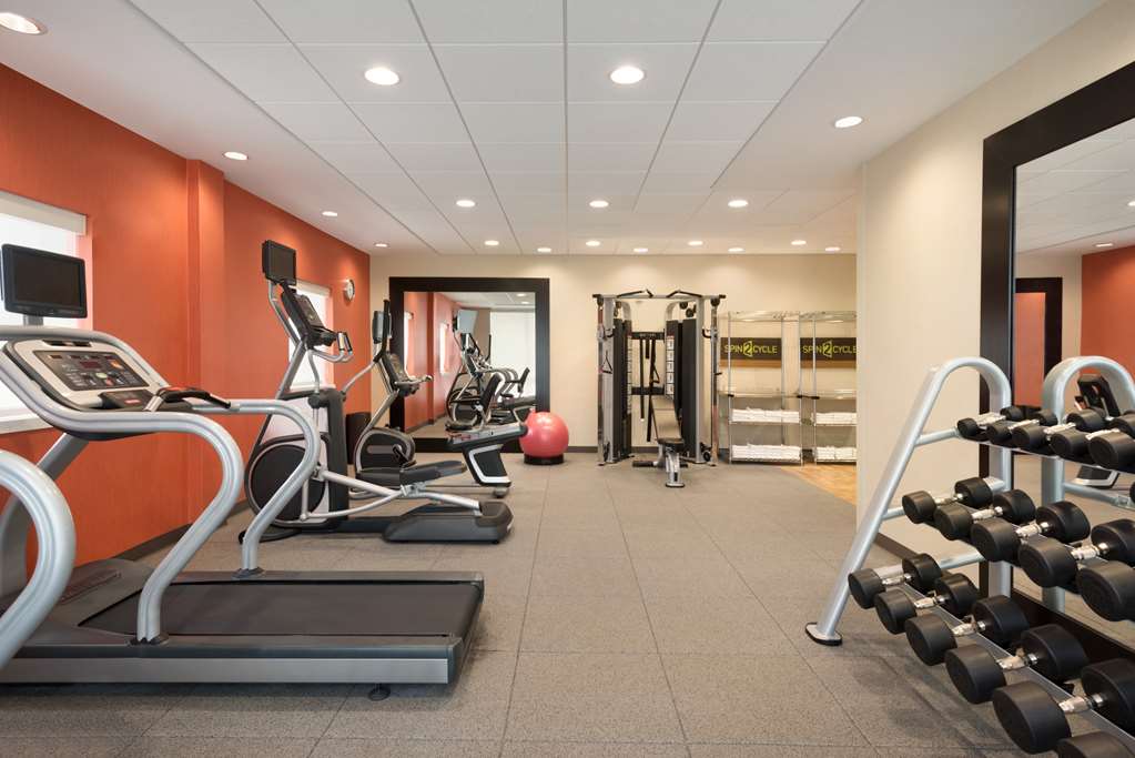 Фото Home2 Suites by Hilton Menomonee Falls Milwaukee