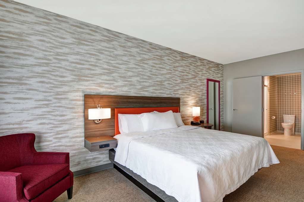 Фото Home2 Suites by Hilton Charlotte Piper Glen