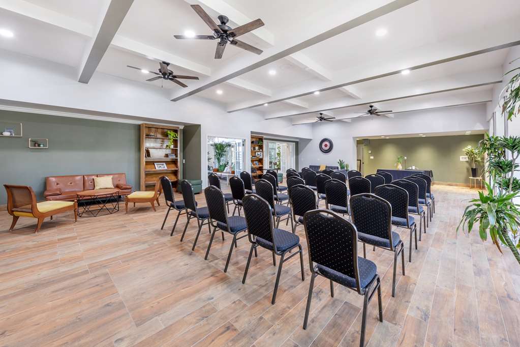 Фото Best Western Plus Hill House