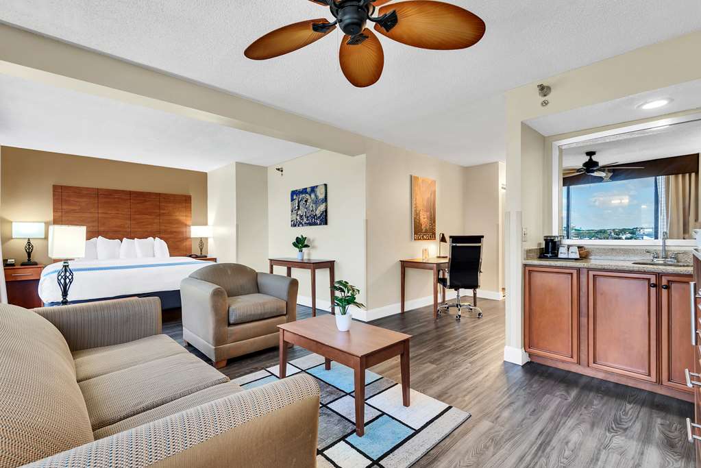 Фото Best Western Orlando Gateway Hotel