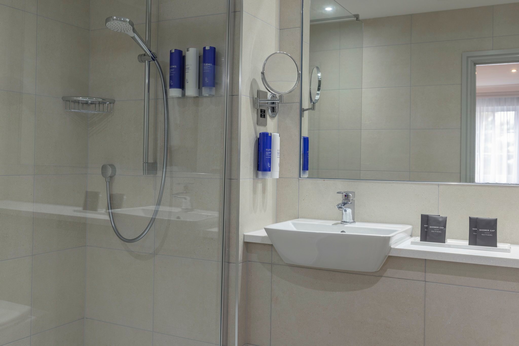 Фото Crowne Plaza East Midlands Airport by Ihg
