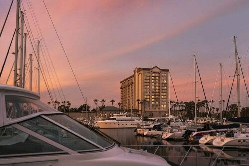 Гостиница The Ritz-Carlton, Marina del Rey в Лос-Анджелесе