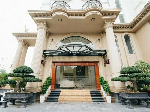 Гостиница Manh Quan Luxury Hotel в Виньйене