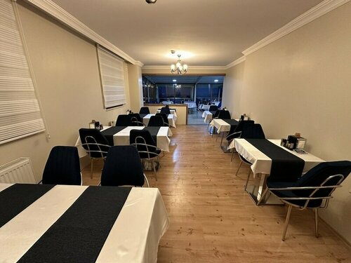 Гостиница Grand Otel Konuralp в Дюздже