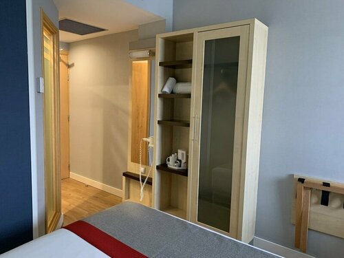 Гостиница Holiday Inn Express Vitoria, an Ihg Hotel в Витории