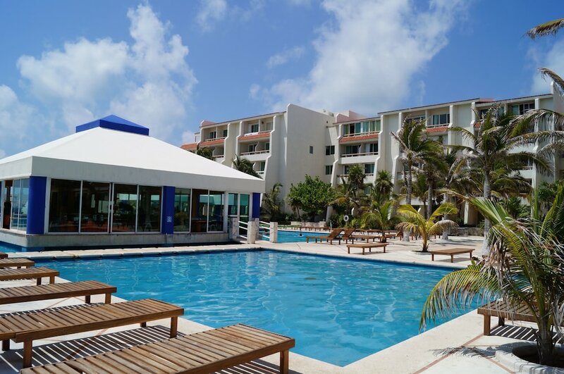 Solymar Cancun Beach Resort