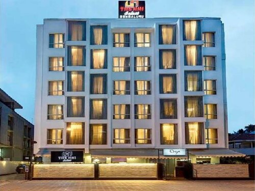Hindustan International Select