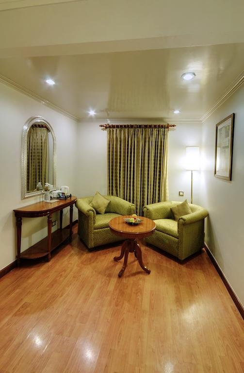 Фото Lemon Tree Premier The Atrium, Ahmedabad