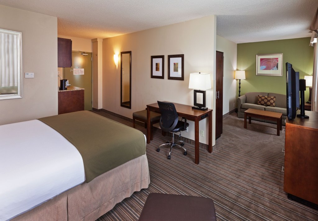 Фото Holiday Inn Express Hotel & Suites Fort Worth Downtown, an Ihg Hotel
