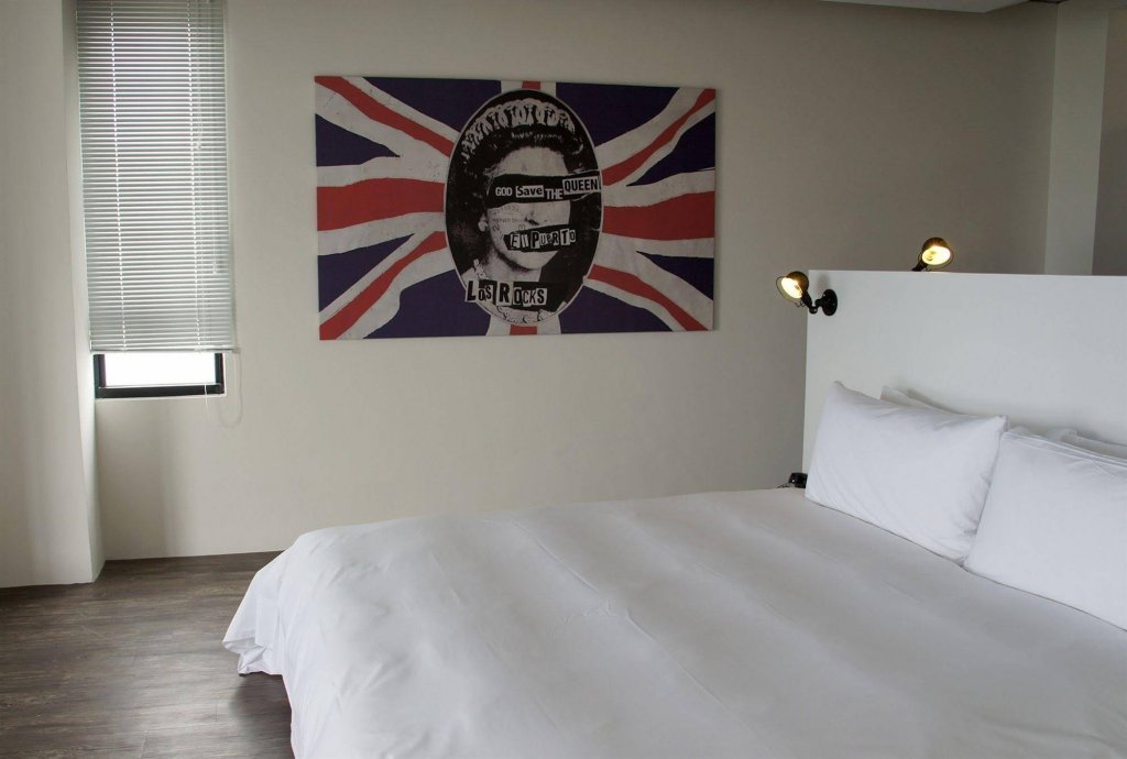 Фото El Puerto Hotel