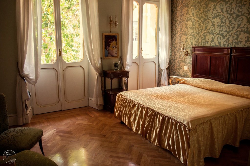 Фото Domus Monamì Luxury Suites