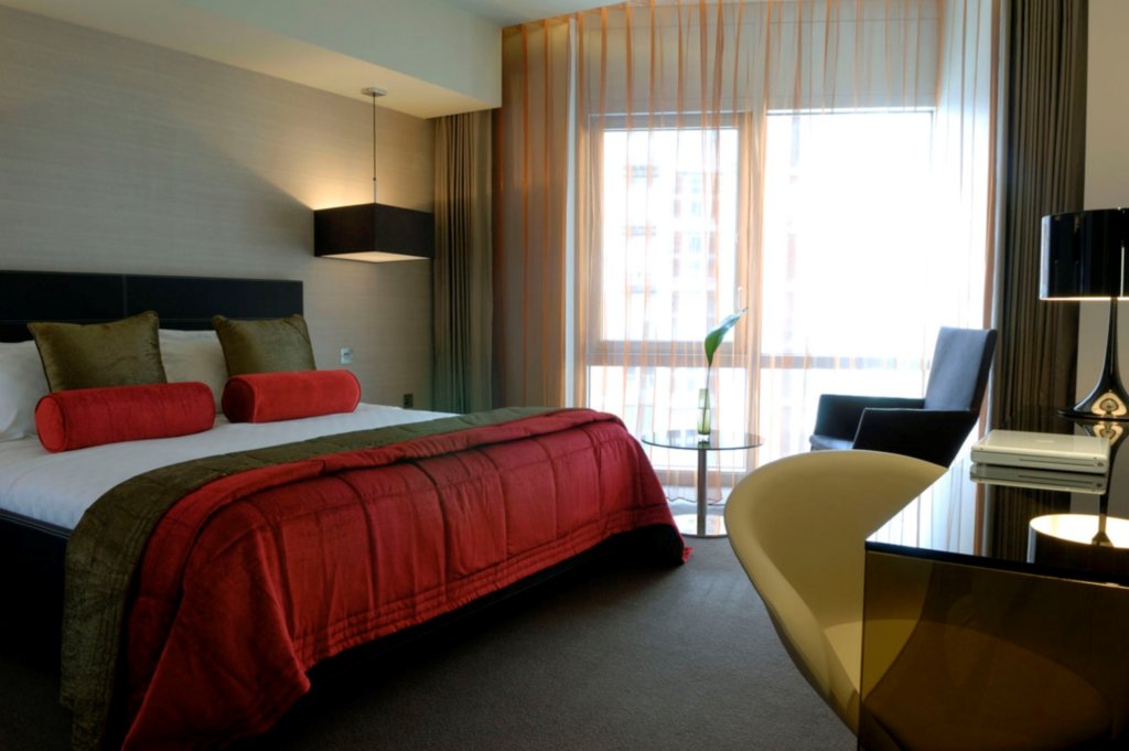 Фото Radisson Blu Edwardian New Providence Wharf Hotel, London
