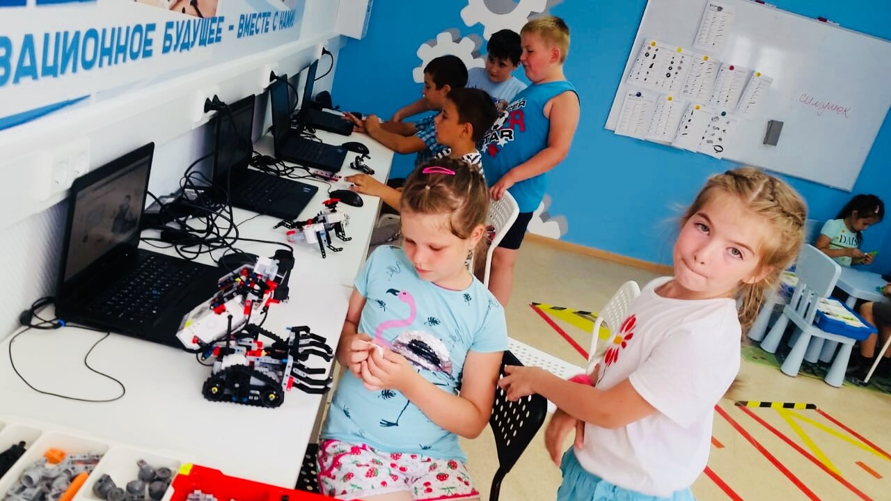 Школа робототехники StartJunior