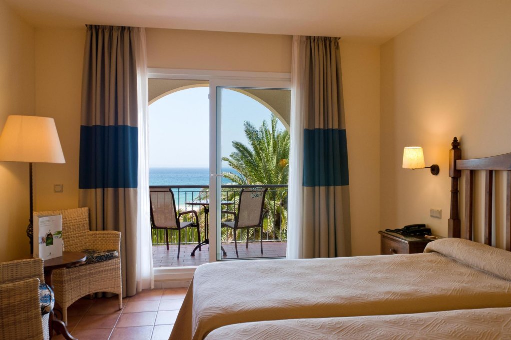 Фото Fuerte Conil Resort