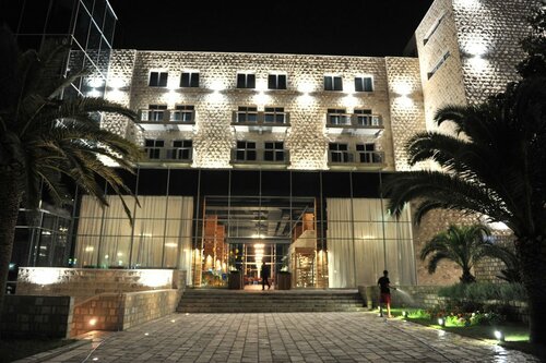 Гостиница Avala Resort & Villas в Будве