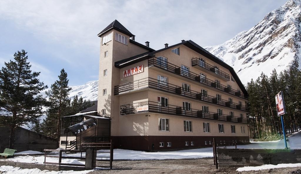 Фото отеля 1