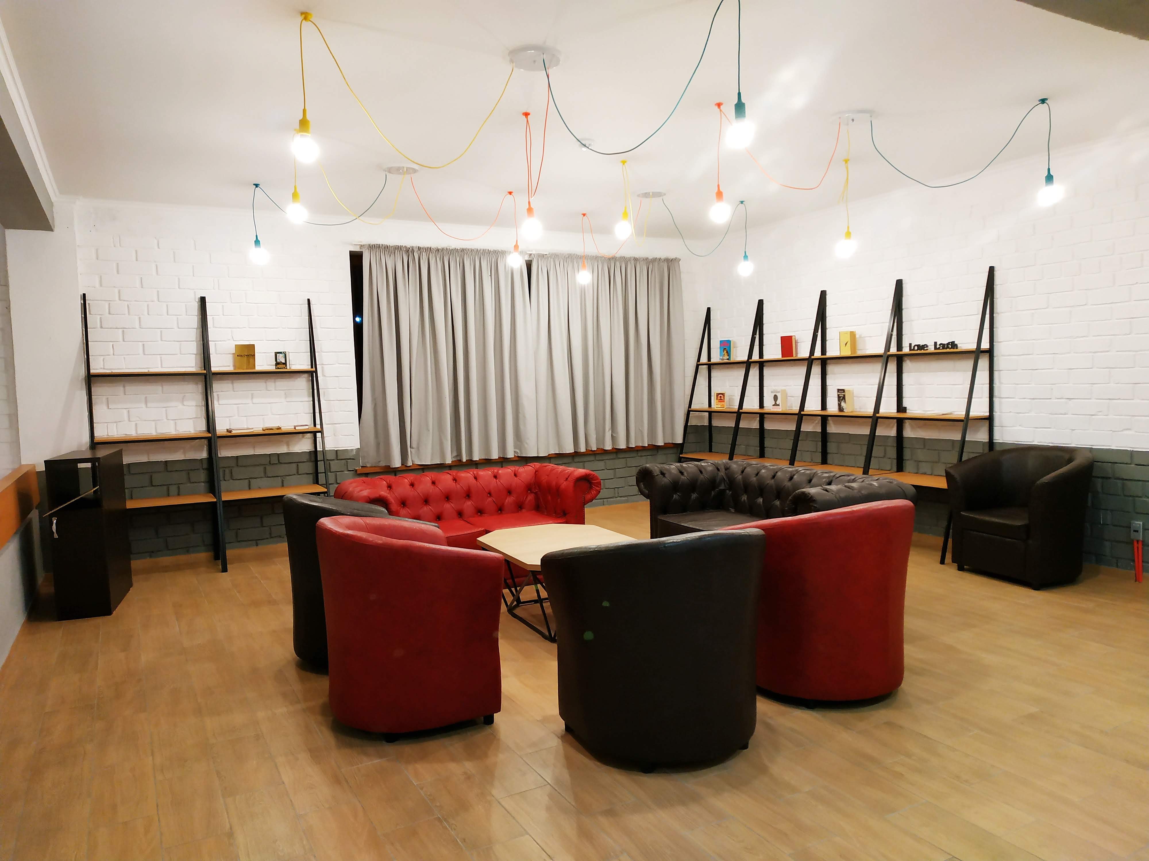 Фото OloloFreelander Hostel&Coworking