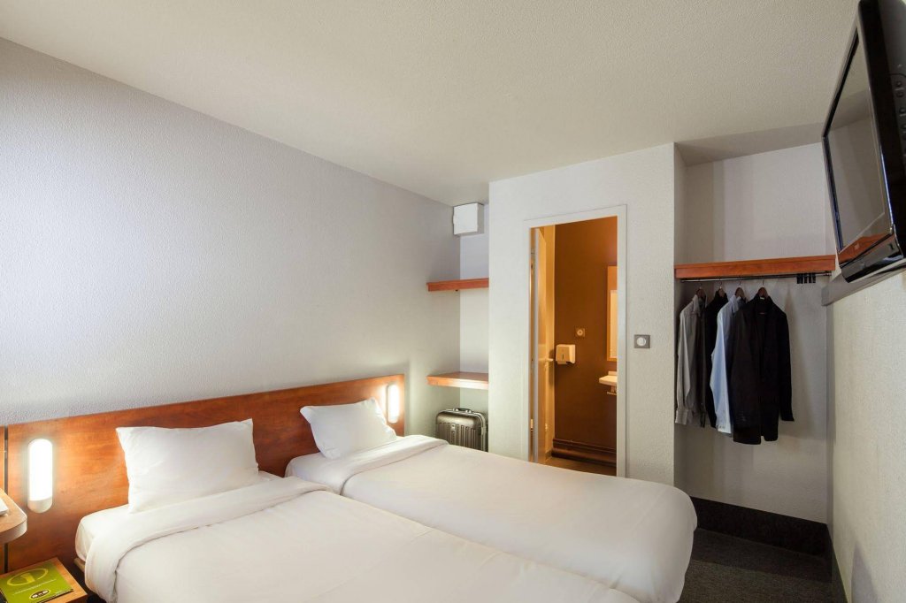 Фото B&b Hotel Orgeval