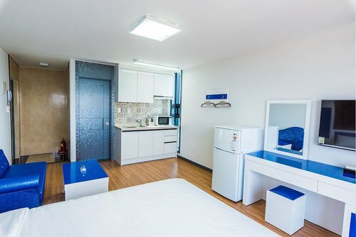 Гостевой дом Petit Jeju Victor в Чеджу