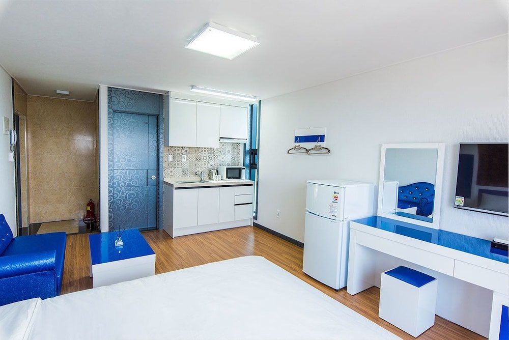 Фото Petit Jeju Victor