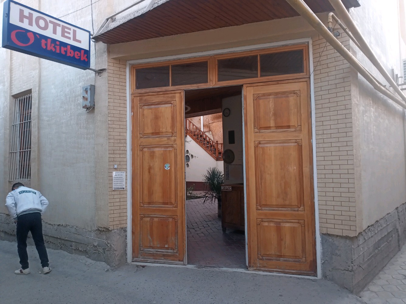 Фото Otkirbek Hotel