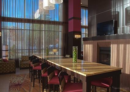 Фото Hampton Inn & Suites Seattle/Federal Way