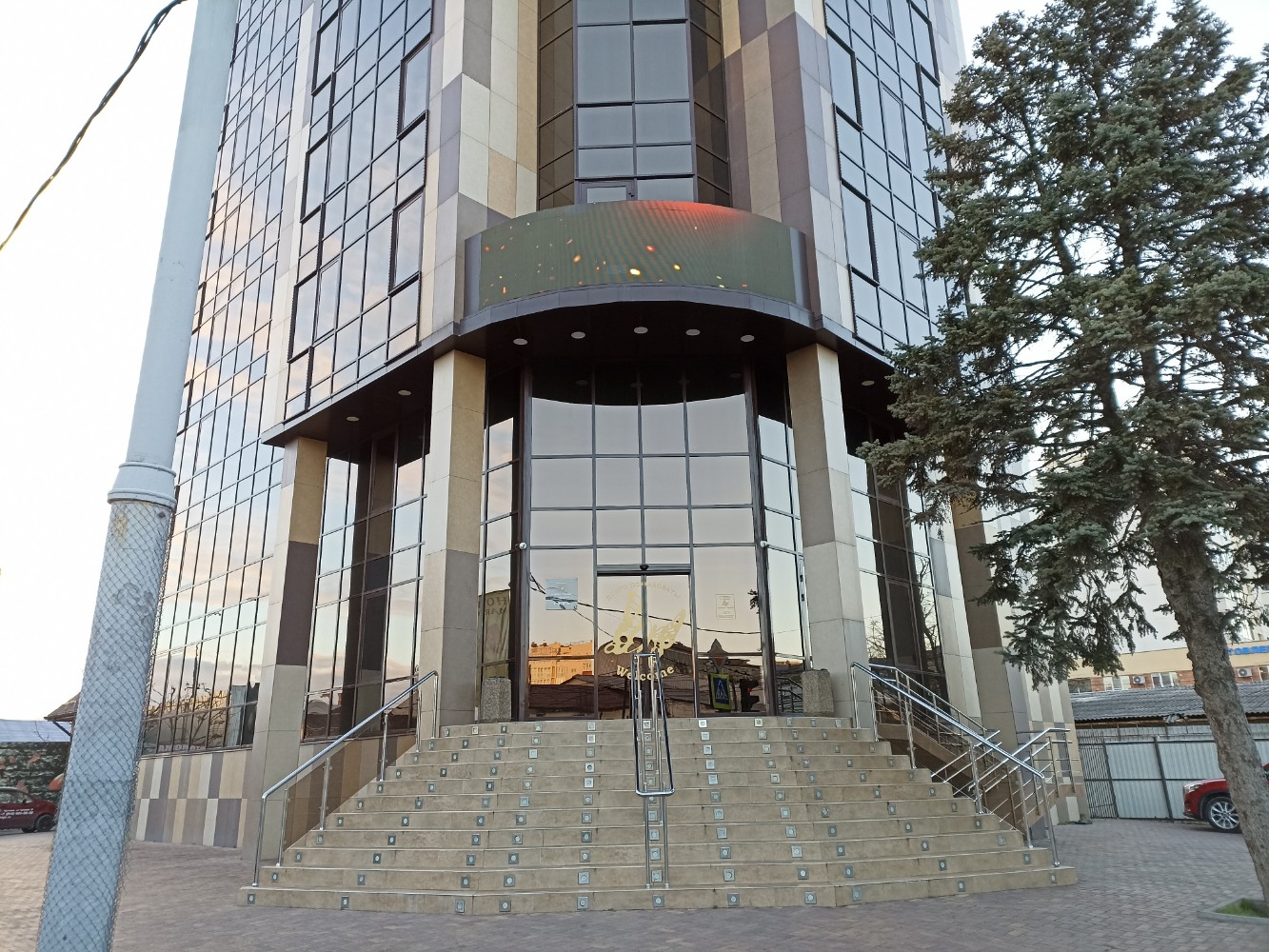 Орыс порносы: Қожайын және оның қызметшілері