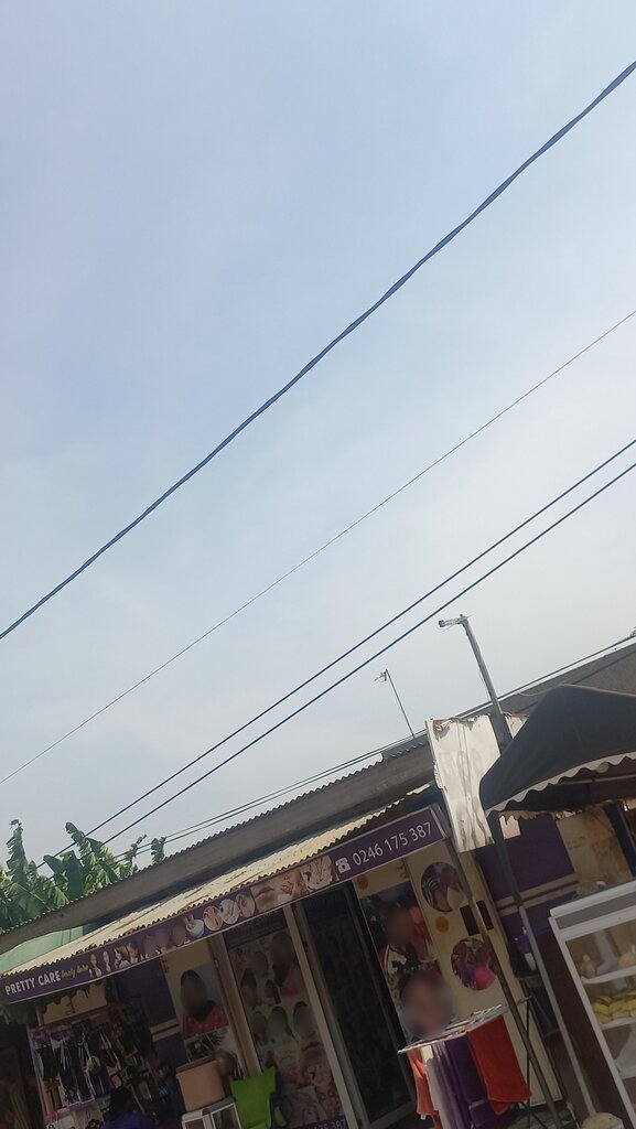 Beauty salon Prettycare, Accra, photo