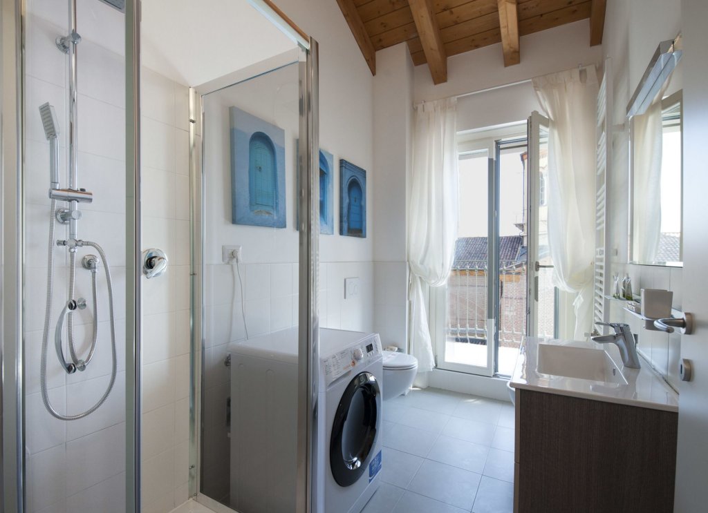 Фото At Home Heart of Milan - Porta Vittoria