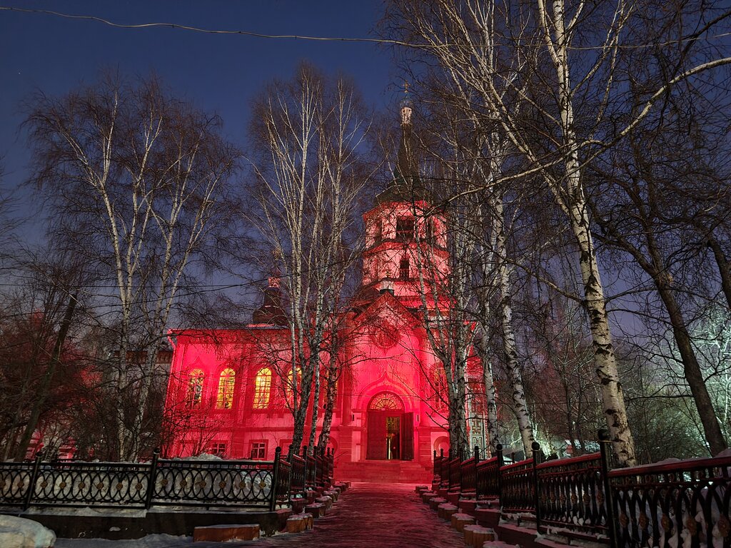 Ortodoks kiliseleri Church of the Elevation of the Life-creating Cross, Irkutsk, foto