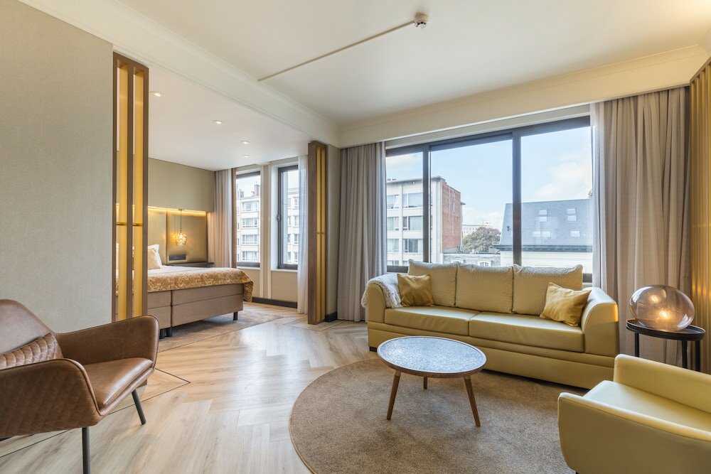 Фото Leonardo Hotel Antwerp The Plaza