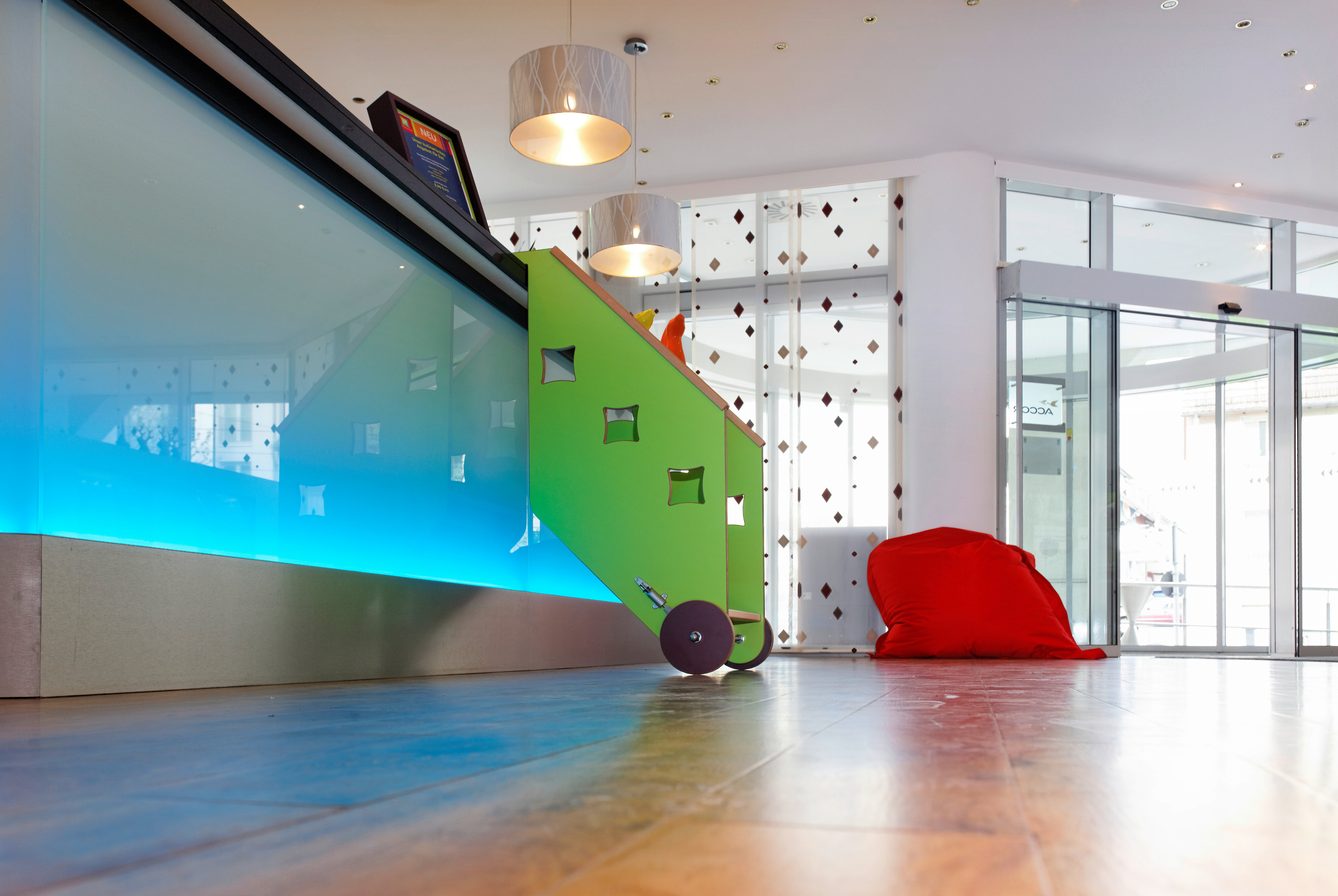 Фото Premier Inn Stuttgart Bad Cannstatt