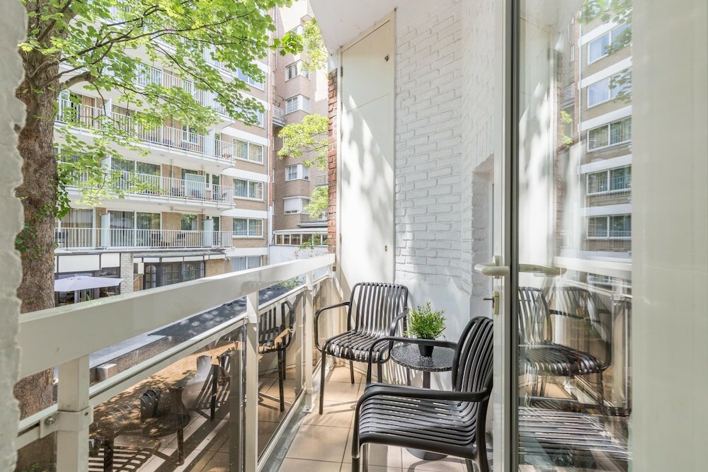 Фото Leonardo Hotel Antwerp The Plaza