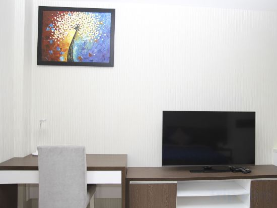 Фото Sunny Serviced Apartment