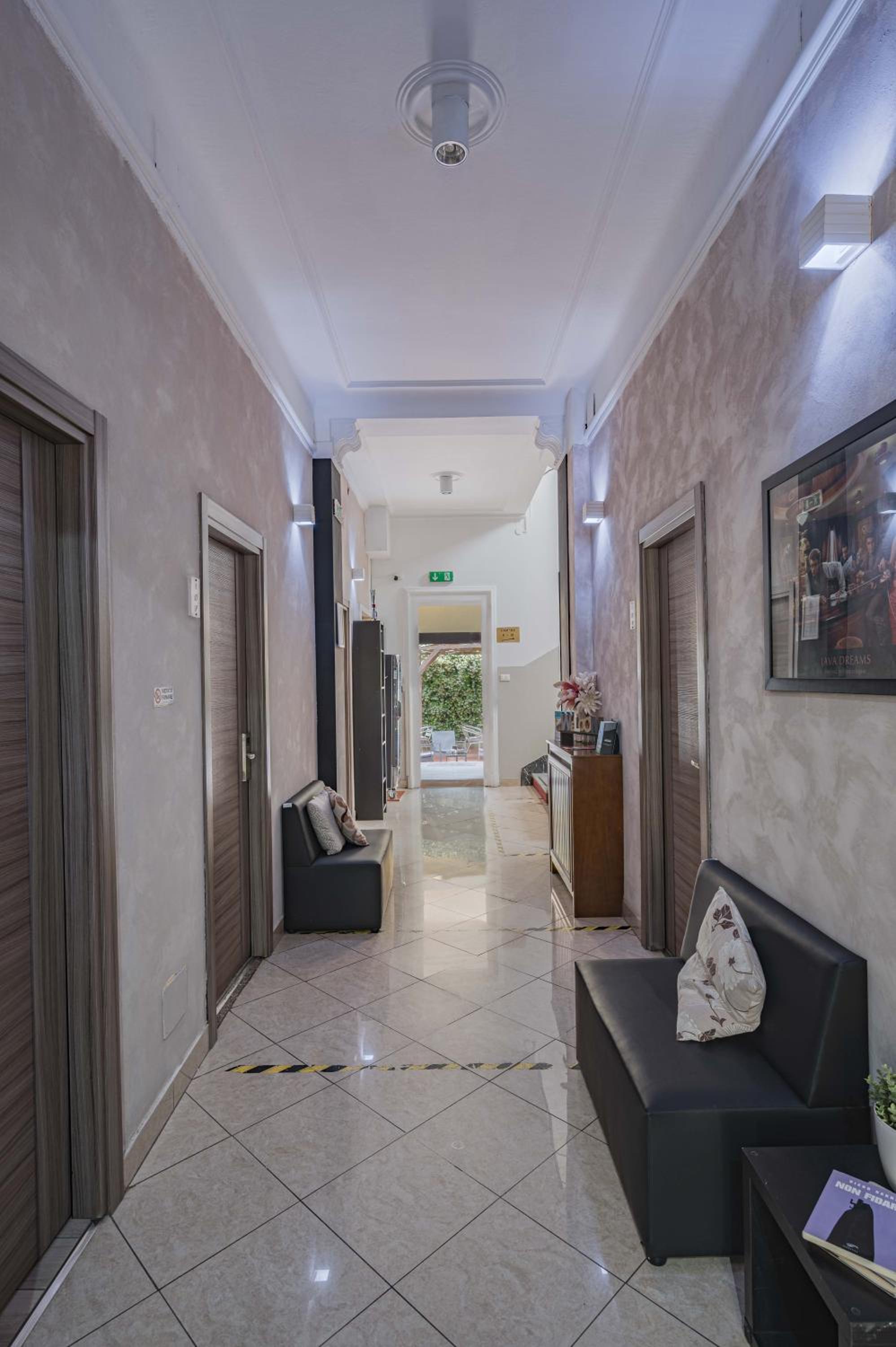 Фото Hotel Bogart