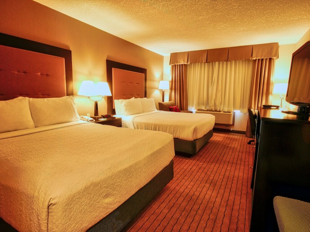 Фото Holiday Inn Canmore, an Ihg Hotel