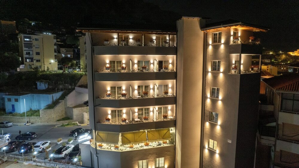 Фото Hotel Dior