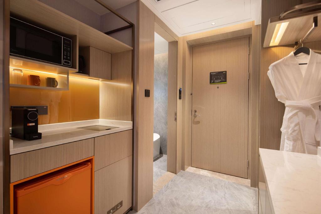 Фото Home2 Suites by Hilton Wuhan Xudong
