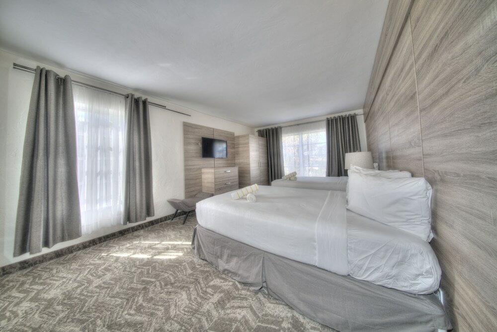 Фото Riverside Apartments by The Beach