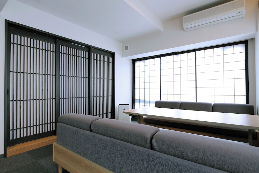 Фото Koko Hotel Residence Kyoto Nijo Castle