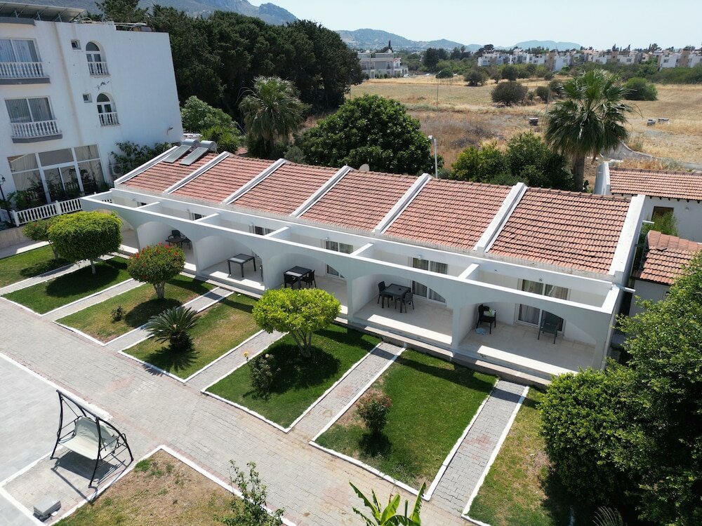 Фото Hotel Sempati