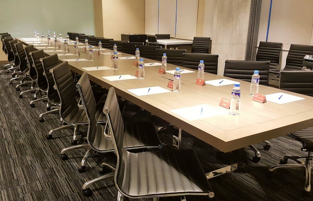 Фото The Mini Suites Eton Tower Makati