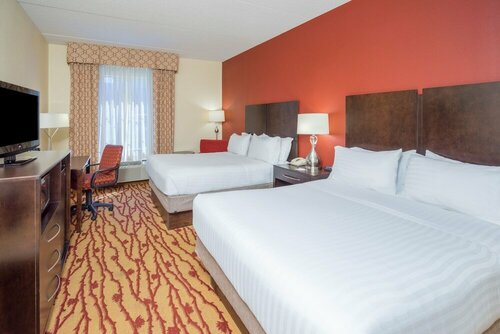 Внешний вид отеля Holiday Inn Express Hanover в Ганновере, фото 3