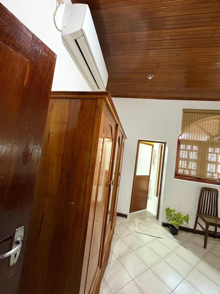 Фото Chaya Villa Guest House