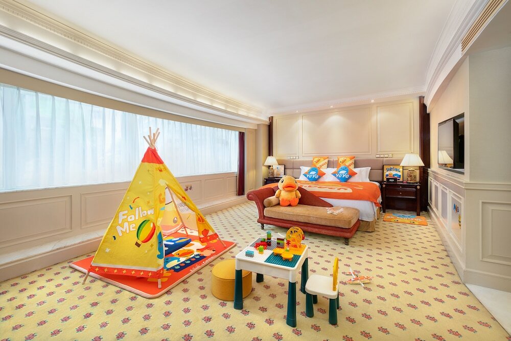 Фото Crowne Plaza Hotel & Suites Landmark Shenzhen by IHG