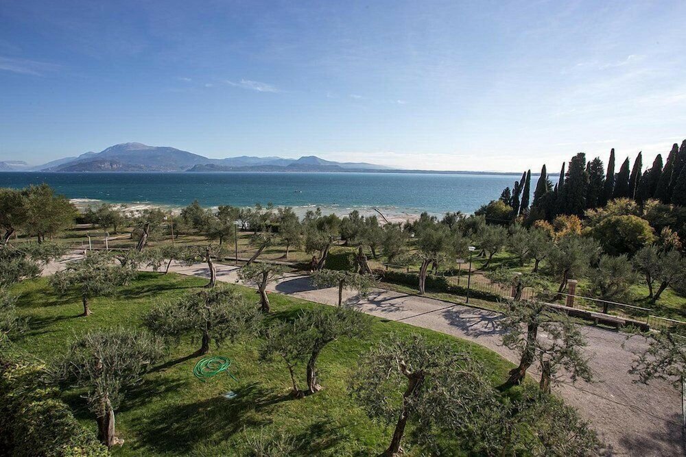 Фото Hotel Mon Repos