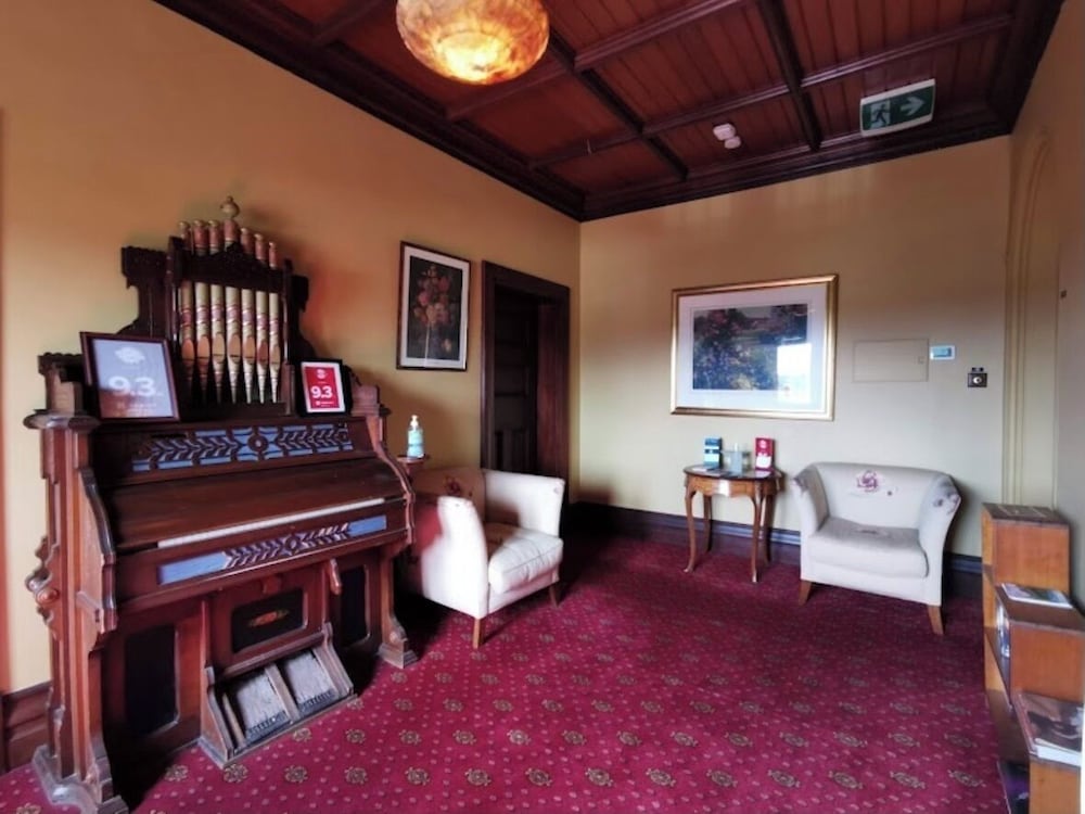 Фото The Manse