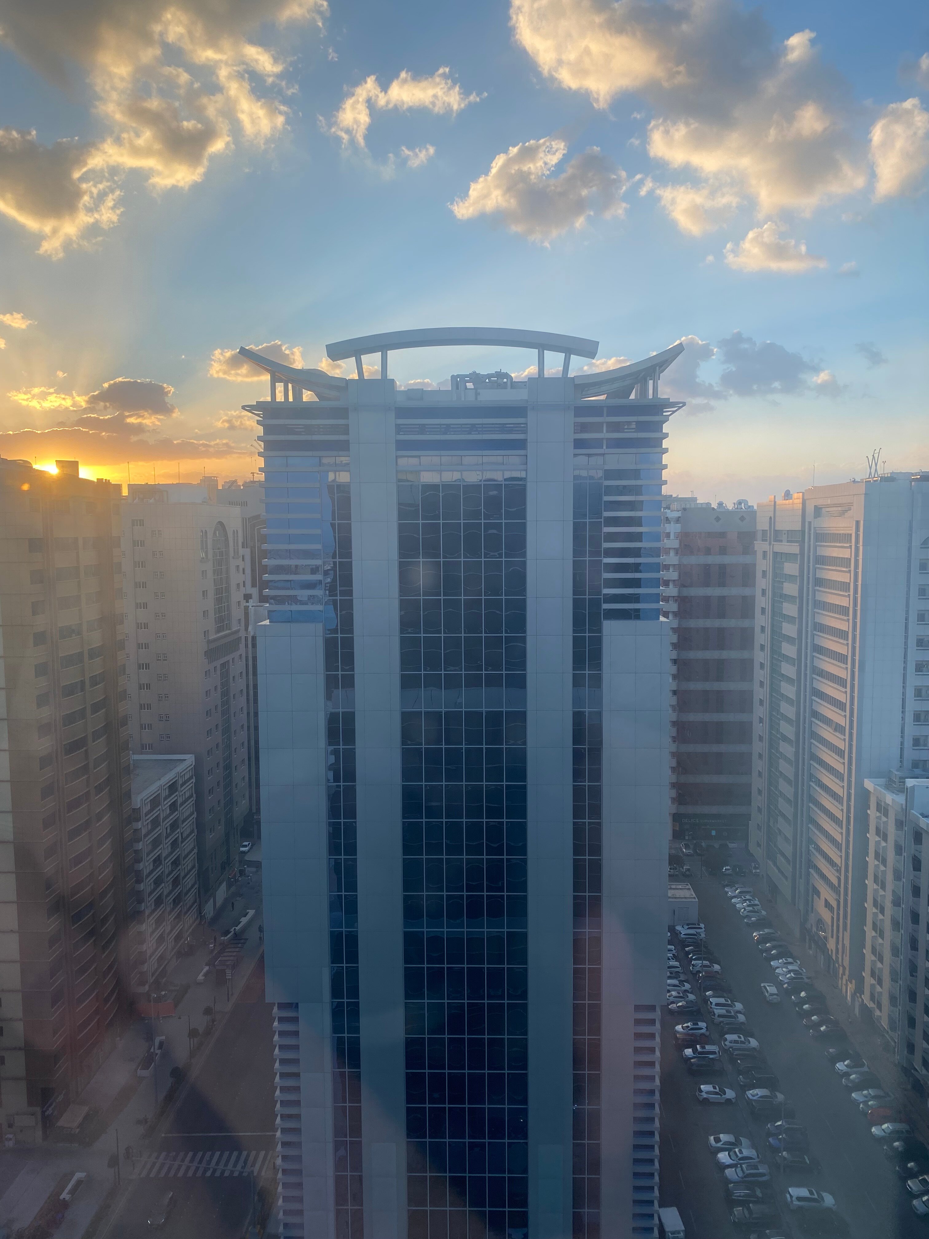 Фото Ramada by Wyndham Abu Dhabi Corniche