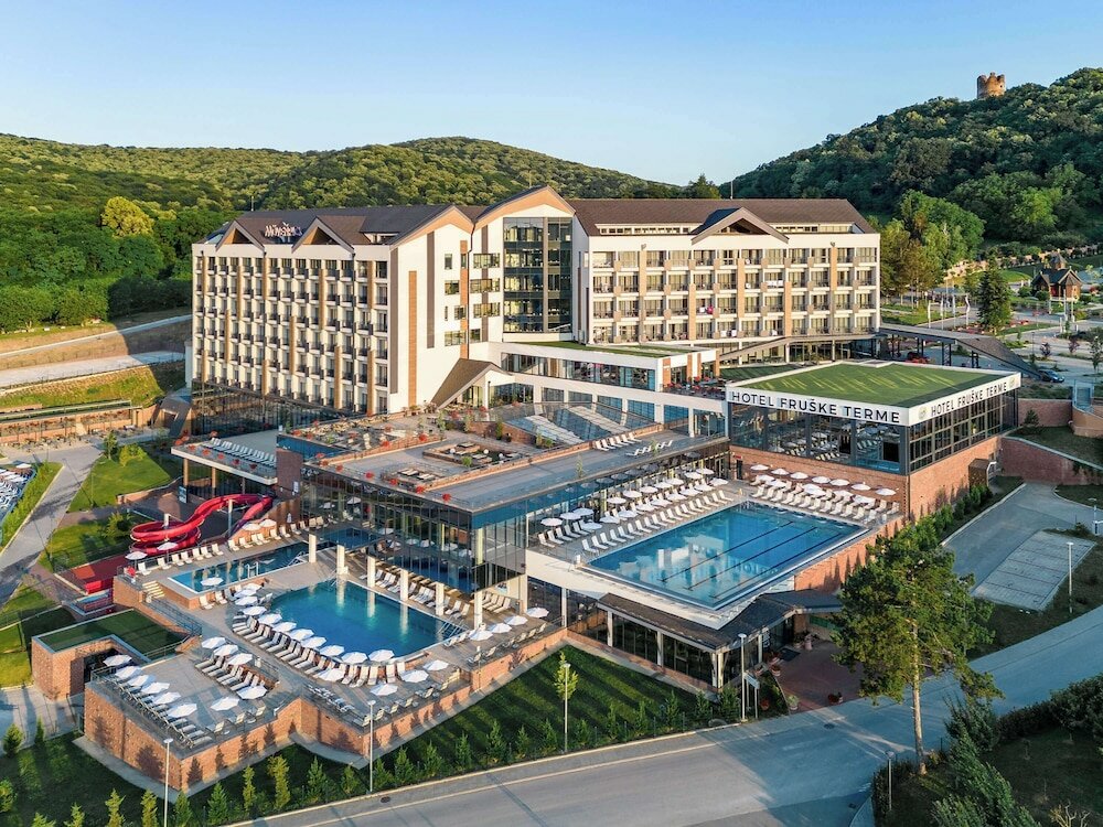 Фото Mövenpick Resort and SPA Fruske Terme
